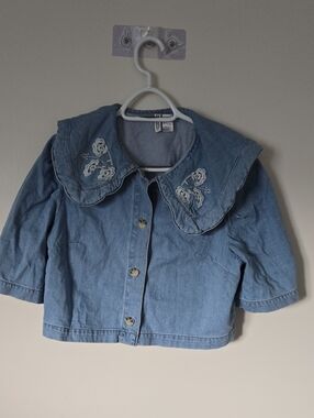 H&M Peter Pan Collared Denim Blouse.